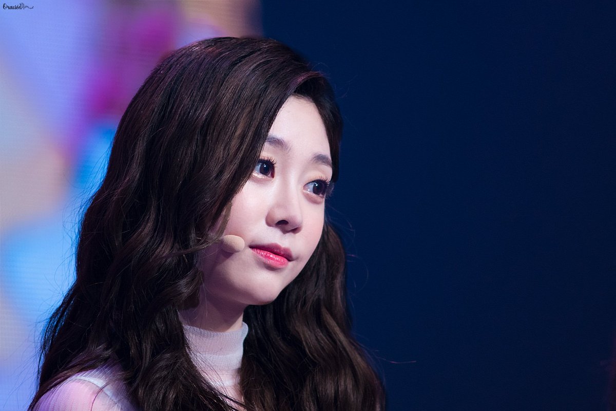 180423 치유 쇼케이스

#서지수 #Jisoo
#러블리즈 #Lovelyz