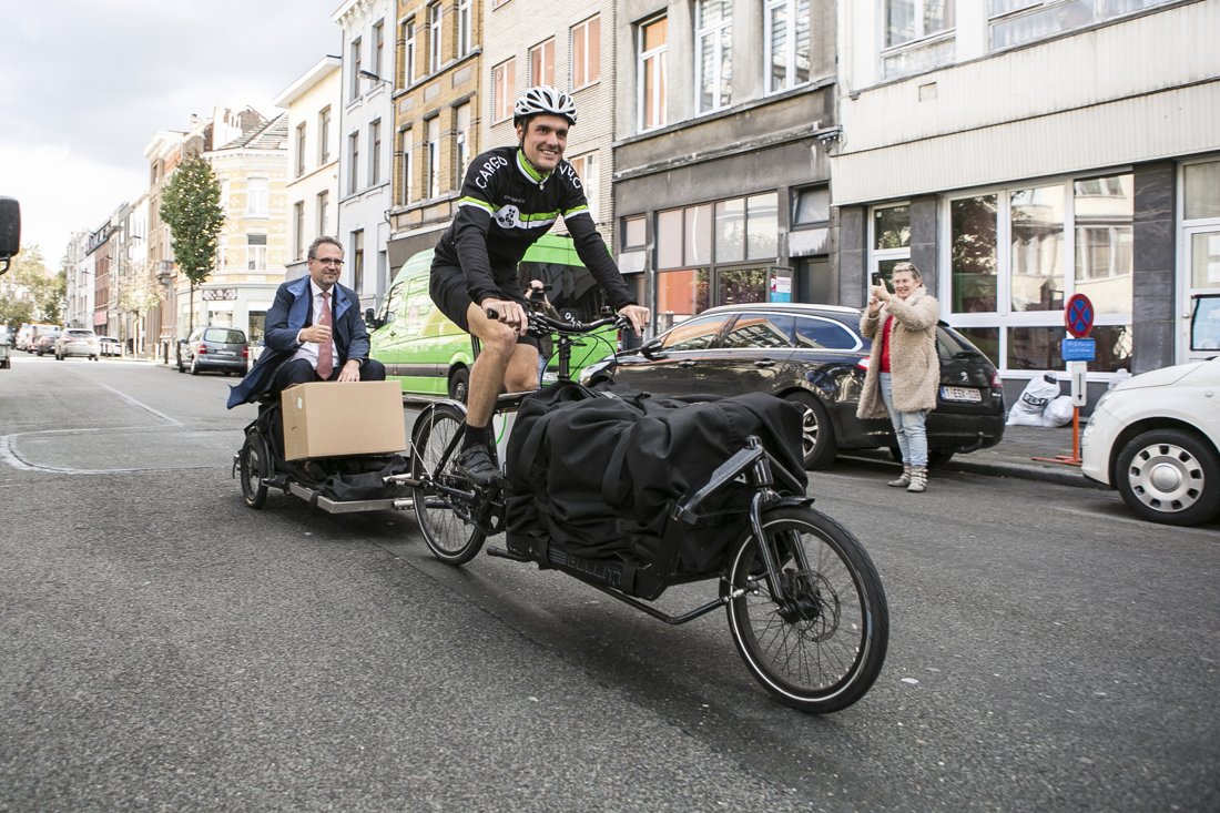 Cargofietsen als vervanging voor bestelwagens bij leveringen in ’t stad dlvr.it/Qlyhr3