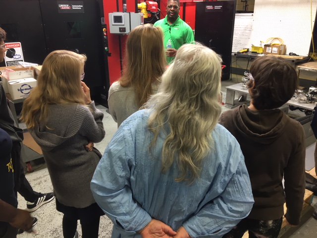 KinexusGroup's tweet photo. Thank you to Modineer Plant 6 Automotive Division for having students from Niles High School for our first event of #MFGWeek2018! #Didyouknow that Modineer is the largest privately owned company in Berrien County? They have over 800 employees! https://t.co/vuwpa5N6QL
