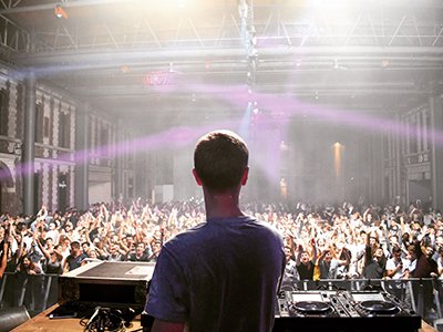 MyDJNowcom's tweet photo. FREE OF CHARGE BOOKING ! Win a free DJ performance this weekend ! Like and RT this post to enter the contest, two most liked user shared post win.
‣ Winners announced next week https://t.co/MjSQW6hla5