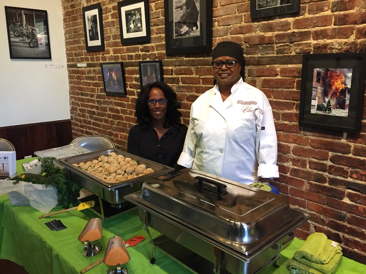Tammy_Paolino's tweet photo. Thank you to Chef Frankie of  @nci_camden &amp; team for the great food &amp; generous support of @Camden_CFET &amp; #WasteNotNJ @cpsj @FnFTavern https://t.co/EMfvJllmQh