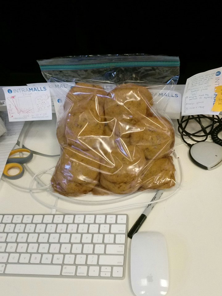 JDubbsPhD's tweet photo. While having a paper accepted is pretty close to winning the super bowl, I'm too poor to send @_pseudo_mona and the @storzlab to Disney. Instead, I baked some cookies. #victory #STEM #baking #YouGoGirl https://t.co/4J2VGzWSxm