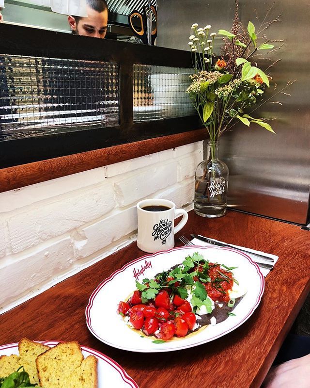 holybellycafe's tweet photo. πKITCHEN BAR!πGrab a stool at the kitchen bar, order some bomb huevos rancheros, get a hot filter from @cafesbelleville, watch the ninjas do what they do best! π #HbLunch #ItsGoodBecauseWeCare https://t.co/2bqTnmi8u6 https://t.co/DFffu2Nw1m