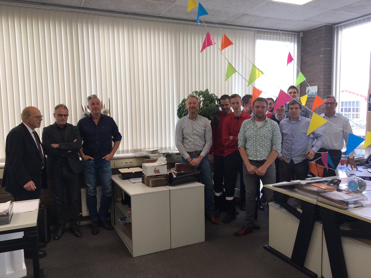 Groot feest <a href="/RKB_Nieuwleusen/">Raab Karcher</a> 25 jaar in dienst onze topper <a href="/RudolfNijland/">Rudolf</a> op naar de 50 dienstjaren.