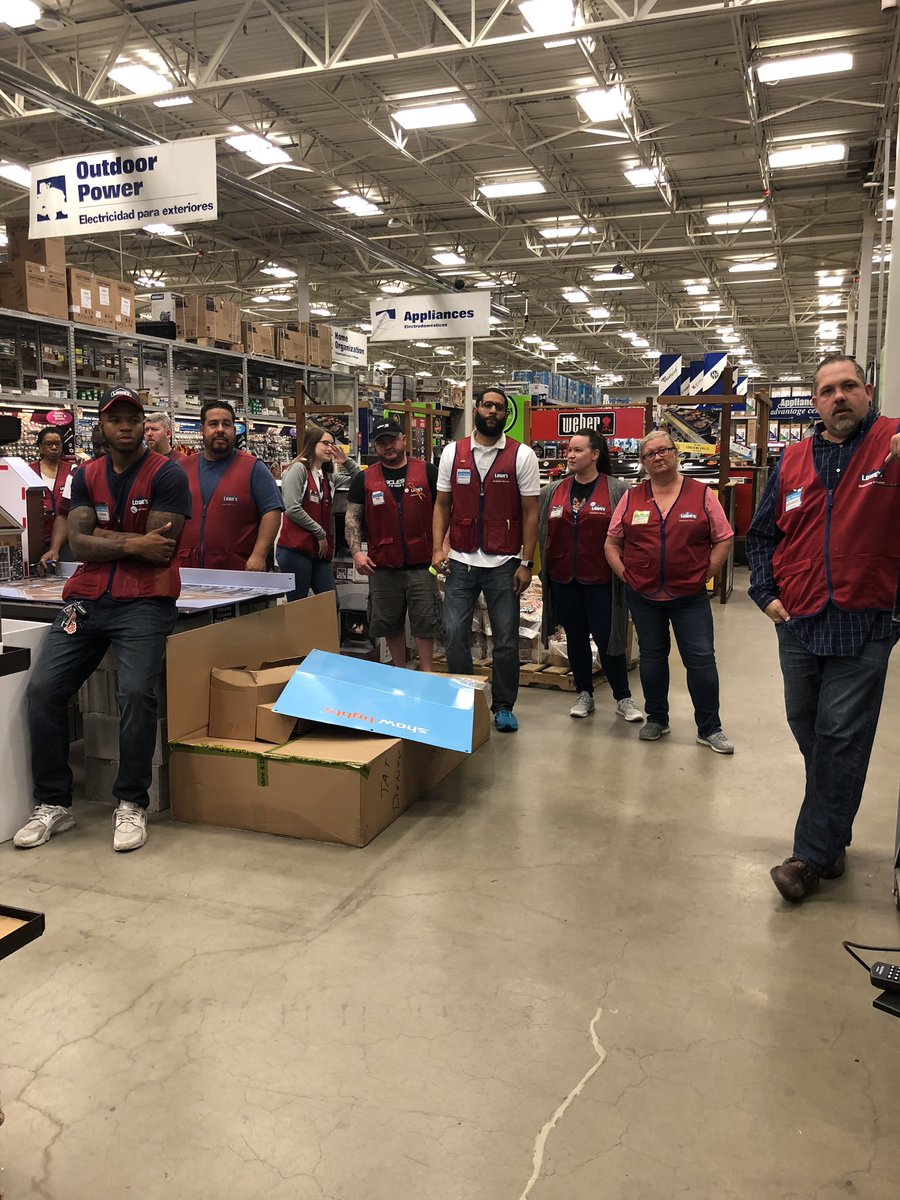 Lowes 1849 tweet media