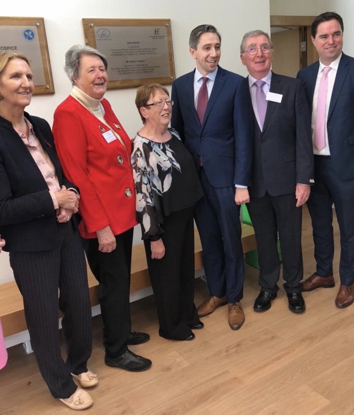 martinheydonfg's tweet photo. Delighted to have Minister @SimonHarrisTD at re-opening of St Brigid’s Hospice on the Curragh this morning. The services to be delivered from St. Brigid’s Hospice include palliative home care services, a 13 bed in-patient service and day services. https://t.co/6sC6Jb0GAb