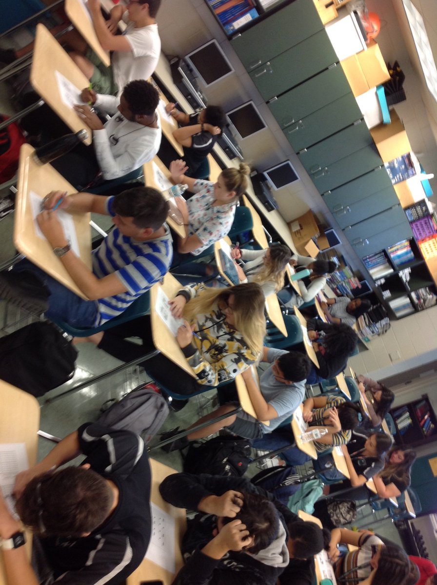 NextGreatThingx's tweet photo. This is NOT a test.
This is what 100% concentration and 100% engagement looks like.
Solving nonograms in #AICEthinking @CCPS_AdvStudies @PalmettoRidgeHS #CCPSsuccess https://t.co/AXVYdX3fD7