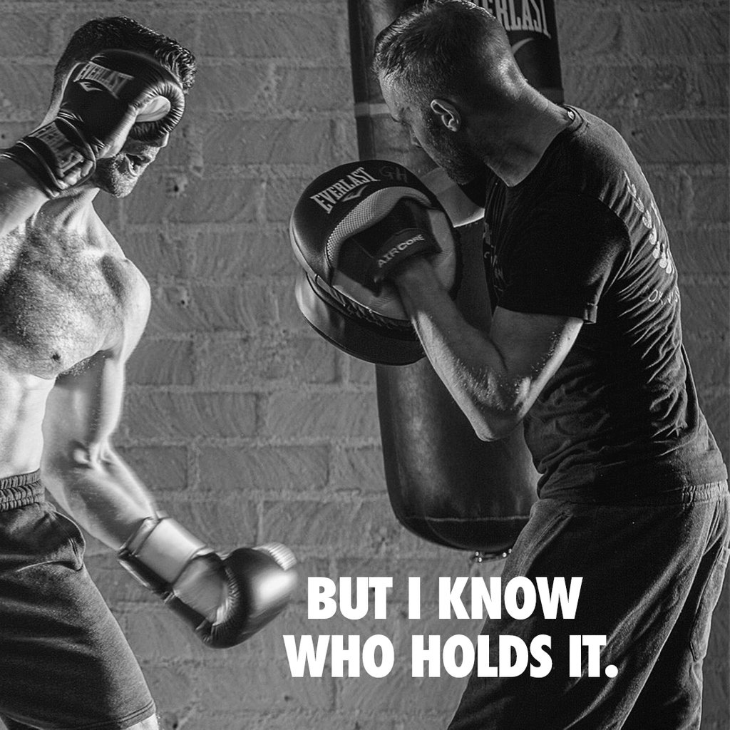 BoxNBurn's tweet photo. Rise and shine #BoxNBurn fam! Start the week strong with some #MotivationMonday from BNB Founder and Co-Owner @kevanwatsonBNB !
.
.
.
#motivationmonday #boxnburn #boxnlife #fightingfit #hiit #workoutwisdom #motivation #fitness 
 #workout #cardio #fitfam #fit #personaltrainer https://t.co/fBiQRGxaDn