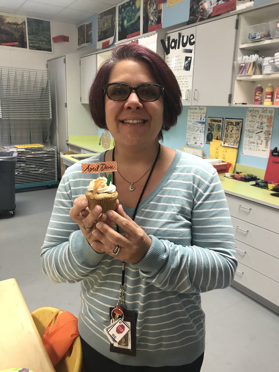 BryanRoadES's tweet photo. Our Social Committee ROCKS!! Thank you for our birthday breakfast! Look at those pumpkin spice latte muffins y’all!🤗
#pumpkineverything
#happybirthday
@BryanRoadES @WCPSS @Southernarea1 https://t.co/2J3ZqALENV