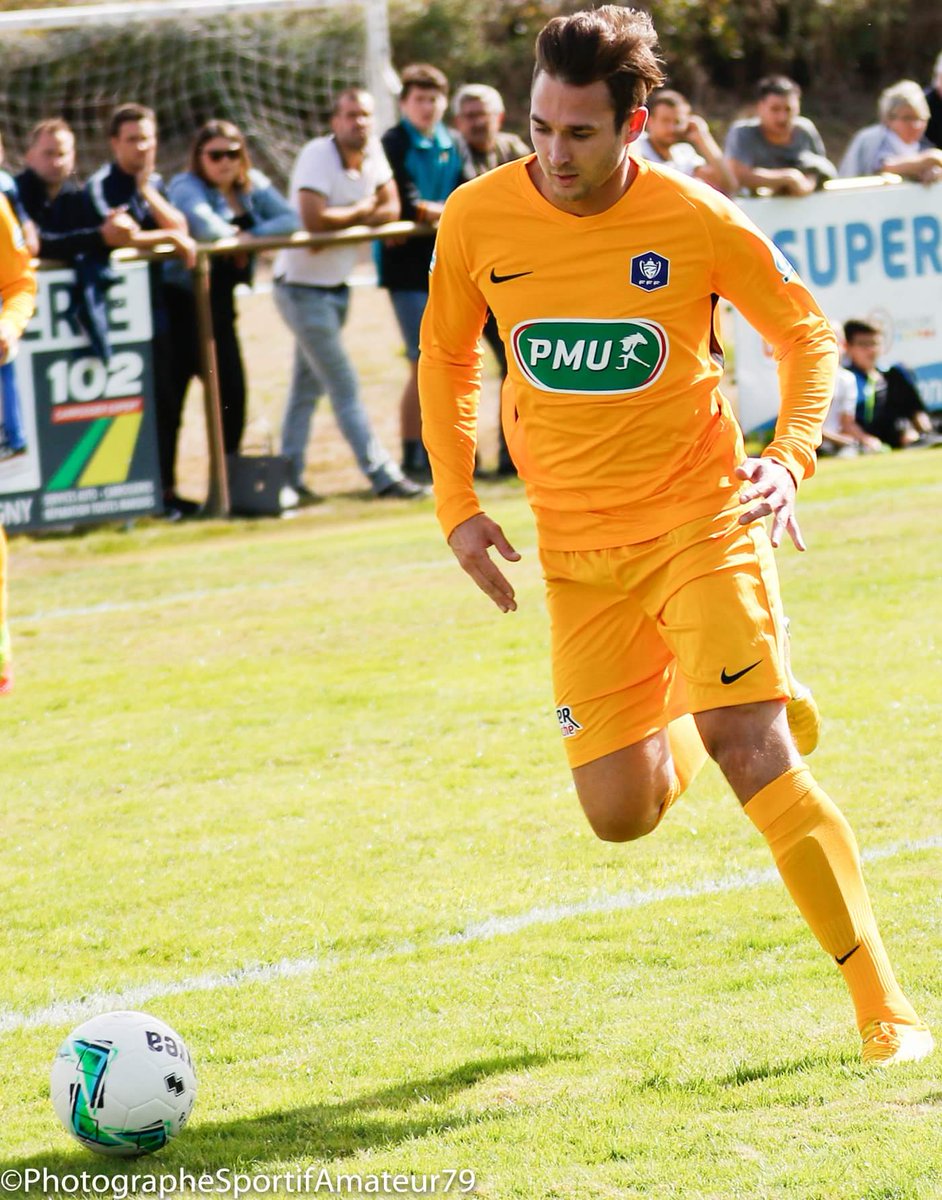 fcbressuire tweet picture