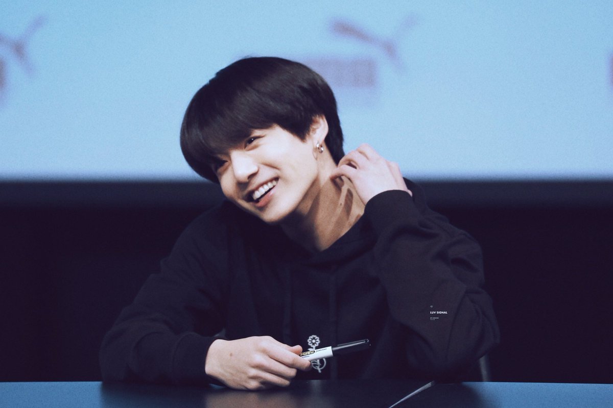kajjafeeluvv's tweet photo. 1̶3̶ ̶d̶a̶y̶s̶
#ARMYSelcaDay https://t.co/s5WEXitZbS