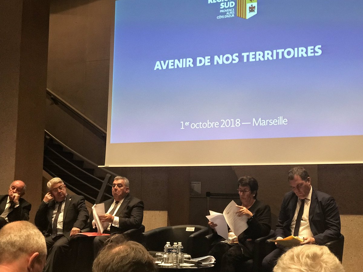 ErickMASCARO1's tweet photo. .@GRDF participe à la présentation de la synthèse du SRADDET de .@MaRegionSud Stratégie pour la #Mobilitepropre
#valorisationdechets
#EnR
#gazvert
#performanceénergétique
@Prefet13 https://t.co/JoY9eZnUUT