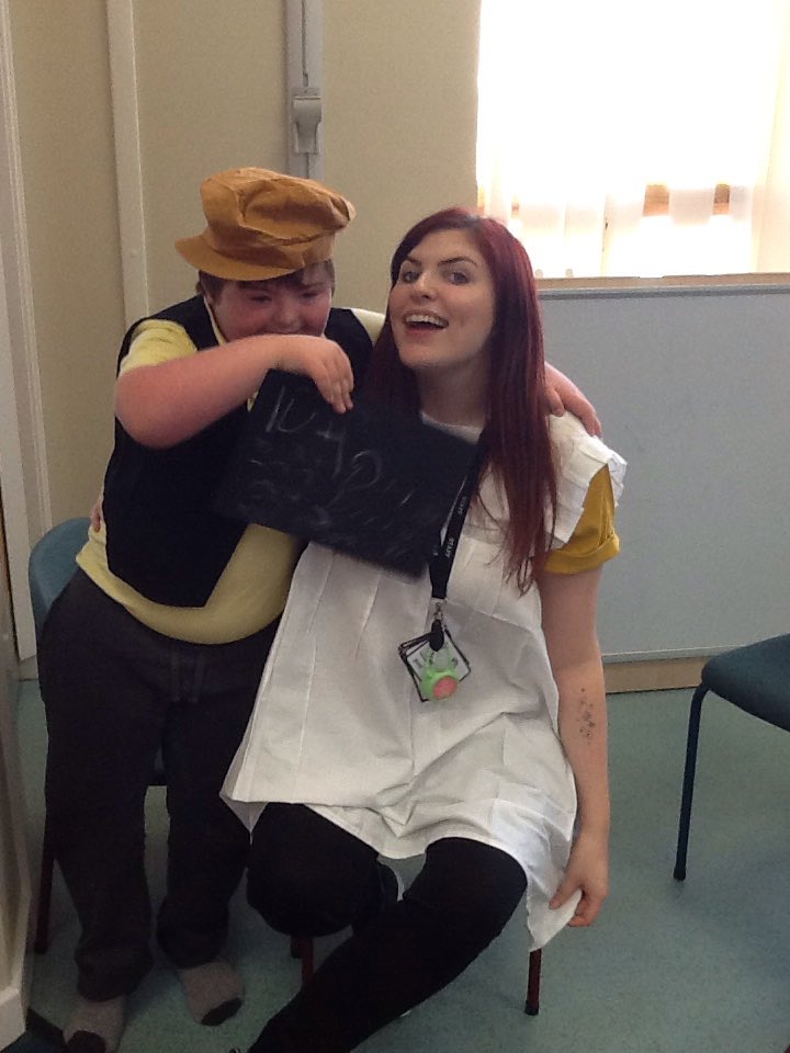 YsgolPenCoch's tweet image. Falcons class enjoying dressing up as Victorian children and role playing Victorian school in Using my voice #ysgolpencoch #usingmyvoice