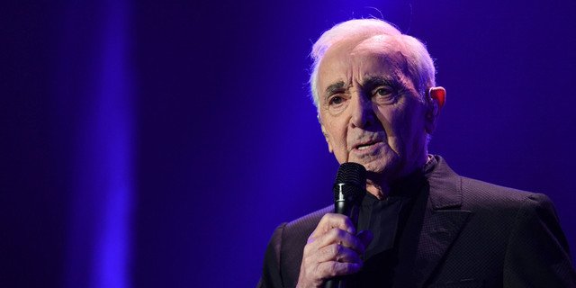 C. Aznavour nous a quittés à l’âge de 94 ans. Cette légende de la musique française nous a fait l’honneur d'un dernier concert en décembre dans une salle comble, épatant les spectateurs par son énergie et sa douceur. 

Rendons hommage en écoutant La bohème bit.ly/2xTMuWt