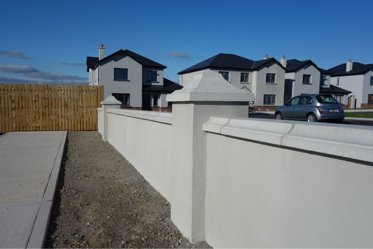 DelaneyConcrete's tweet photo. These pier caps are a new product we introduced this summer & we think they look very handsome #piercaps #precastconcrete #kerbappeal https://t.co/mTAWtxMSE7