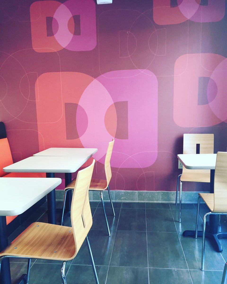 placetempo's tweet photo. New #Dunkin @terrapinrow is a great place to stop in for your sweet &amp; #caffeinated needs while cracking a book! Check out real-time ratings on its amenities + atmosphere on @PlaceTempo #mobileapp!

#collegepark #umd #dctech #study #universityofmaryland 
@Qchapel_Dunkin @DCDunkin https://t.co/rTDS3c0ejD