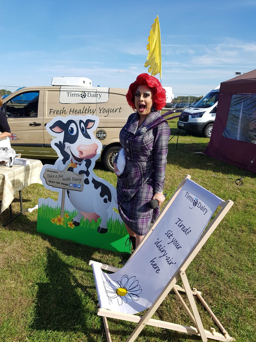 timsdairy's tweet photo. What an amazing weekend we had @thamefoodfest 
-
Nearly 2000 samples handed out &amp; lots of very happy tasters
#timsdairy #justaddyogurt https://t.co/eZJUN5sFgW