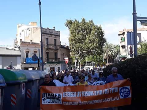 pensions_dignes's tweet photo. #IPCxLEY #SiempreAdelante  1 de octubre Marea Pensionista Gramenet. Gobierne quien gobierne las pensiones se defienden!! https://t.co/U311DYONWb
