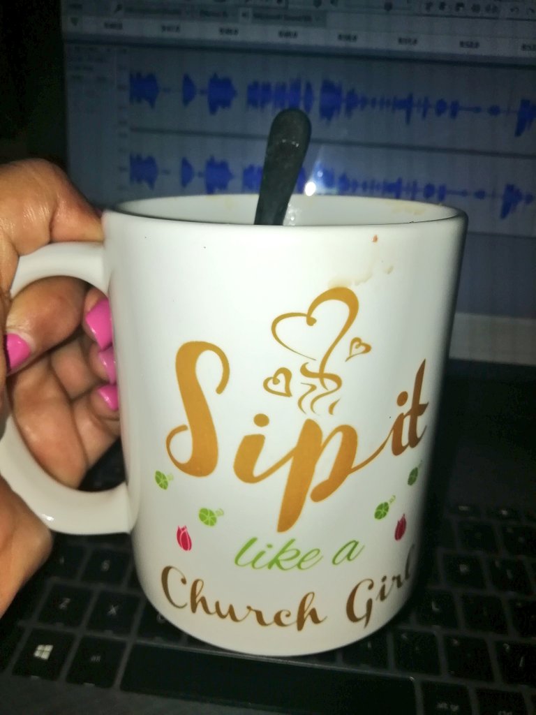 LadyBilong's tweet photo. Shout-out to my hubby and other husbands who make the best coffee and knows it's what helps keep us sane.
ππββ
#InternationalCoffeeDay
#ChurchGirlProblems
#ChurchGirl
#SipItLikeAChurchGirl https://t.co/OLLRaPt565