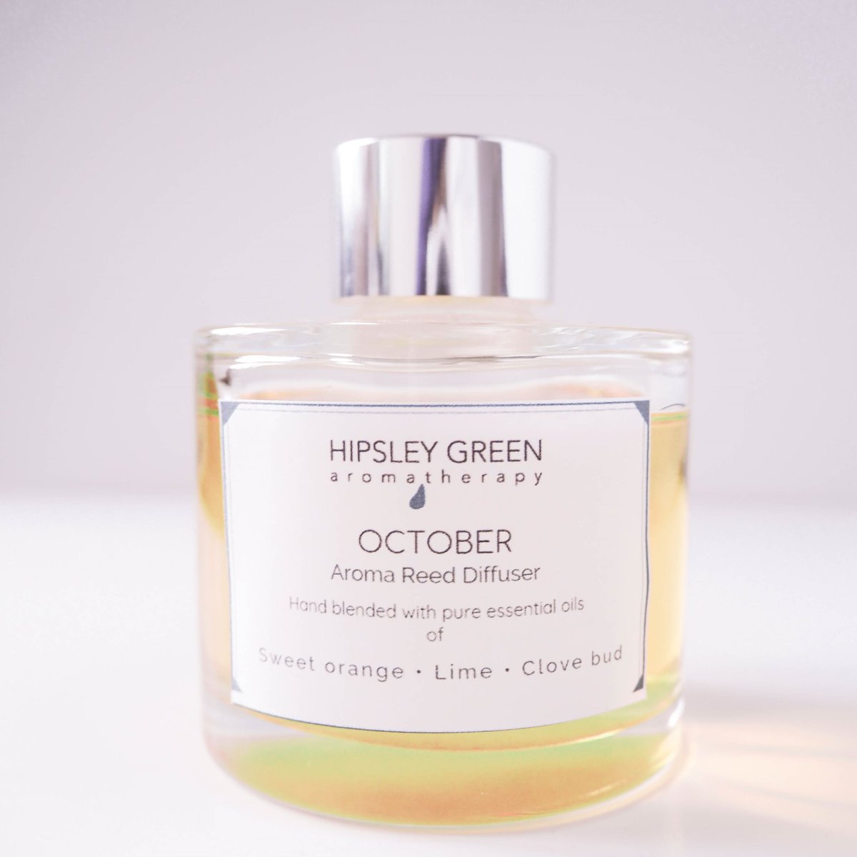 hipsleygreen's tweet photo. £5 OFF the OCTOBER aromatherapy reed diffuser. Today only. Add HELLOOCTOBER at checkout to receive the discount. 
#aromatherapy #naturallivingideas #fragrance 

https://t.co/fsaa7YdhgO https://t.co/qsjdc2IXfS