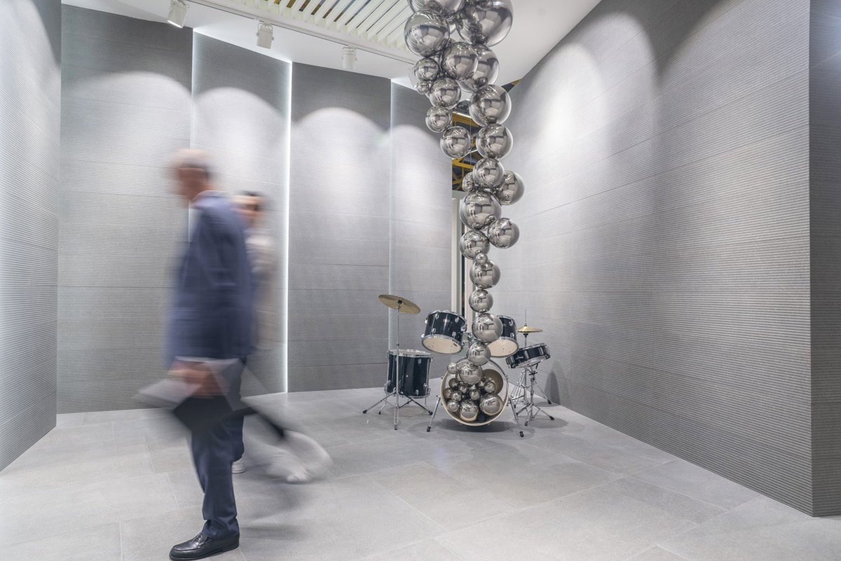 Emil_Group's tweet photo. Back to our last @CersaieOfficial 2018. Take a look at our best pics and keep on playing with reality.
#PlayWithDesign #Cersaie2018 #Emilgroup https://t.co/VvRSJ8I1pZ