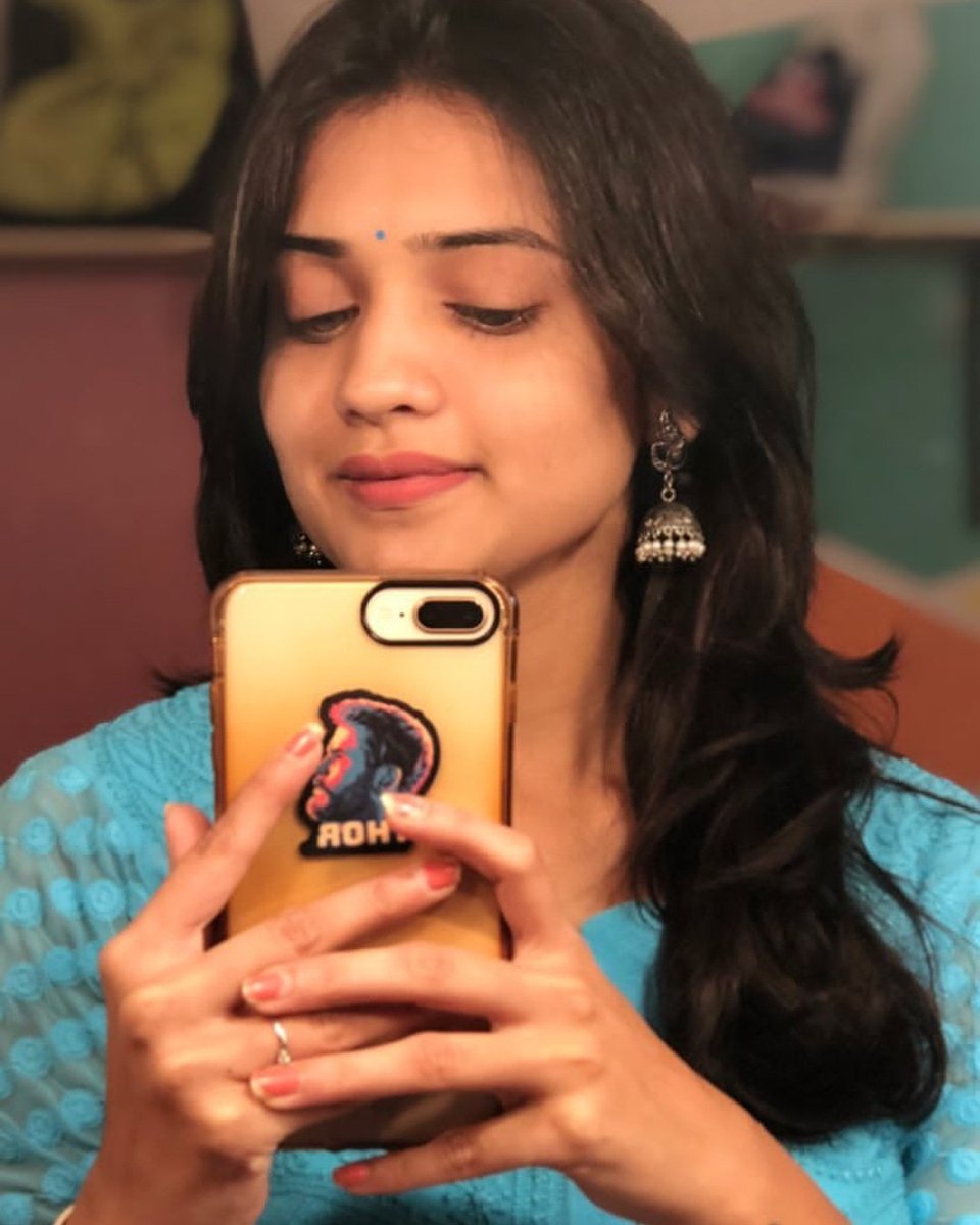 Hruta holic tweet media