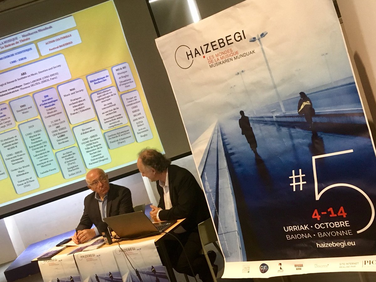 VilleDeBayonne's tweet photo. Présentation par @JreneEtchegaray et Denis Laborde du 5e Festival #HAIZEBEGI « Les Mondes de la Musique » 👉Bayonne Du 4 au 14 octobre : 12 concerts 15 conférences 2 colloques 2 films 6 ateliers Expo photos 👏👏@CNRS @CommunautePB @VilleDeBayonne https://t.co/z3kYYYtoA8