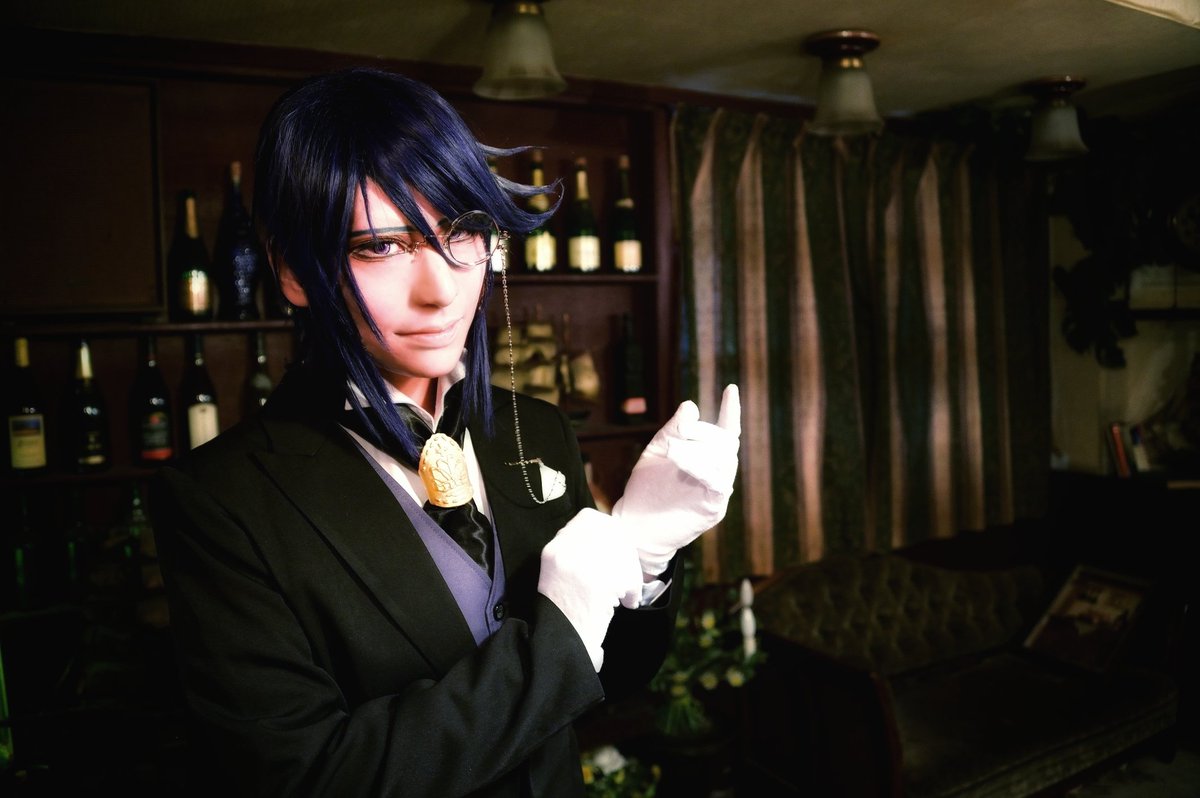 eas_blue's tweet photo. メガネの日、だけどいつも眼鏡かけてますので…

あえて(少なくとも片目は)眼鏡してない写真を！

(記載内容が誤っていたためあげ直し失礼します🙏) https://t.co/iEGpC9IeKG