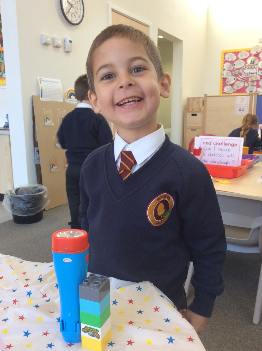 SPMVMrsPrice's tweet photo. 📏MEASURING IN MATHS📏 We are learning about length and have been using the tower of blocks to find things in our classroom that are shorter or longer. #measuringmaths #eyfsmaths #blocks #shorterandlonger https://t.co/fQvjZ5bI34
