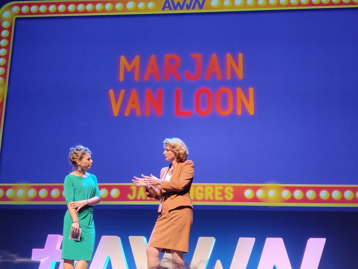 Present op het #AWVN congres. Nu Marjan van Loon (Shell) over de energietransitie!