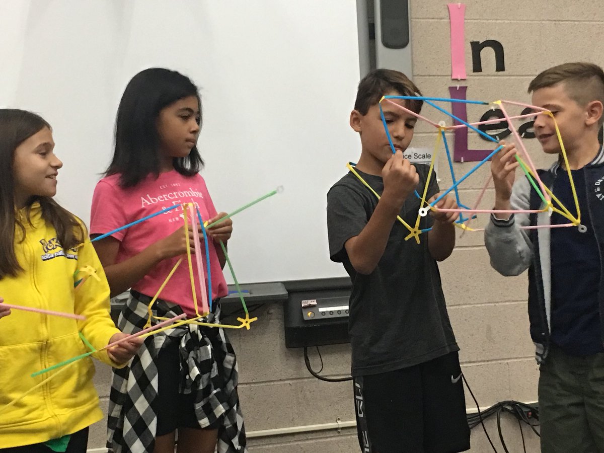 JenniferKinkoph's tweet photo. Loving the Strawbee creations! Instruments that can play any song you think of!! #LeightonPride https://t.co/Yc4rEbZSFC