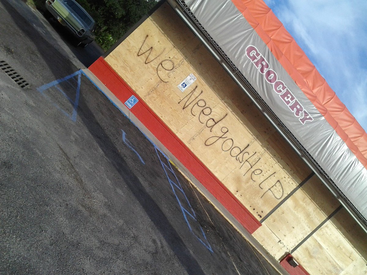 FetishSix's tweet photo. Scored good at #FreeBreakfast.. word is we got and are cut off from #Trucks that deliver. The #Red #Cross is out giving out #Food because there is a huge #Vacume that has opened up on the #Beach. #PrecherMan and his #3RD #Diciple we quickly did the #Fist #Bump Him-Me need a #Talk https://t.co/BfOPotf6vG