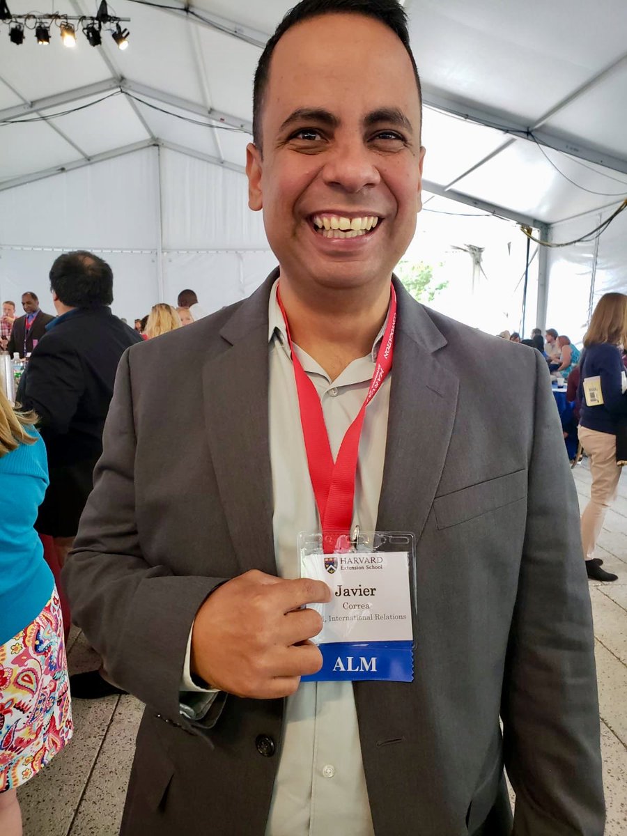 correajavy's tweet photo. Thank you @HarvardExt for the welcoming and reception! Happy boy over here 😁😁😁#hesconvocation https://t.co/aTbwQnLZOf