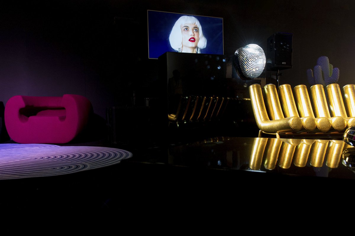 We're still so impressed with the beauty and imagination that wen't into the stands at #designjunction this year.