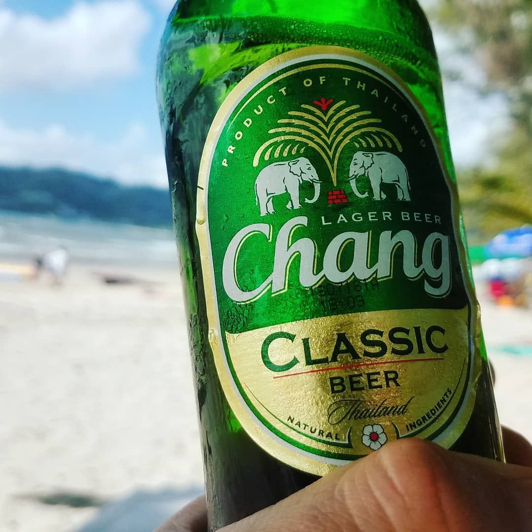 Сколько стоит чанг. Тайское пиво Chang. Чанг пиво в Тайланде. Pickle пиво. Amphoe ko Chang.