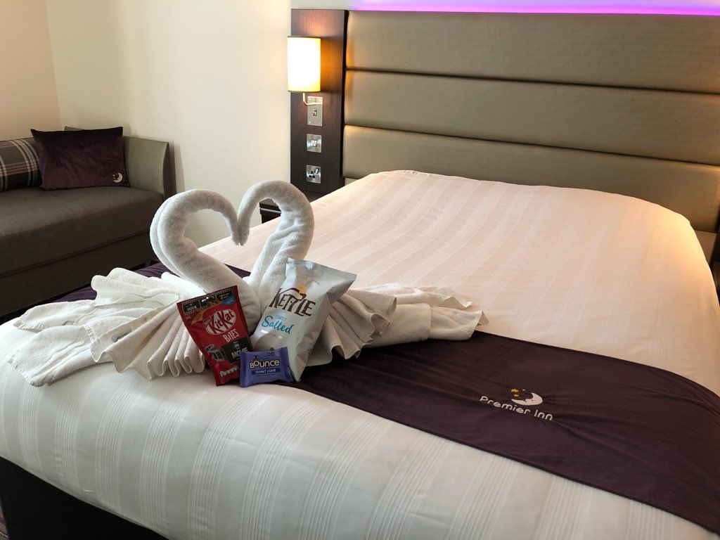 Super towel swans at #supersouthgate <a href="/pi_southgate/">PI London Southgate</a> <a href="/121_jam/">Jermaine Johnson</a> <a href="/GillianKlarin/">Gillian Klarin</a> <a href="/AngelicAyesh/">Ayesh</a>