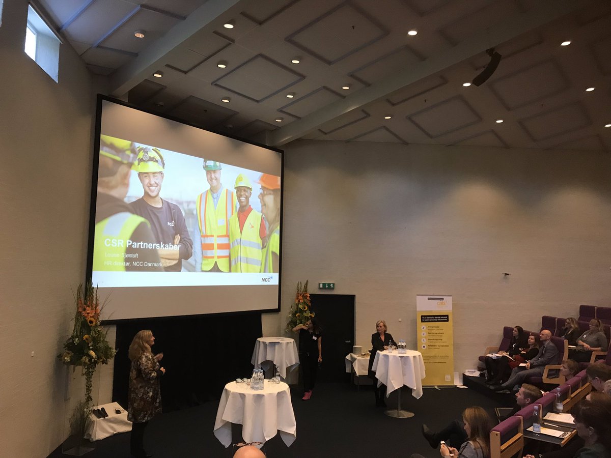 CschultzDk's tweet photo. Louise Sjøntoft, NCC: Vi har brug for arbejdskraft og vil gerne tiltrække bredt. Her er partnerskaber med fx High:five en måde at give kriminalitetstruede unge en ekstra chance og tiltrække arbejdskraft. https://t.co/oG8X8sXLs4