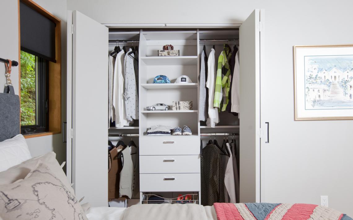 STOR_XNWAlberta's tweet photo. Is the weather getting you down? A consult with @STOR_XNWAlberta can give you and your home a lift. Happiness is just a phone call away! #happywifehappylife #winterscoming #happiness #organize #spacerenovate #justcall #customize https://t.co/ddrasjQWO1