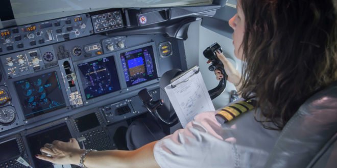 Hispaviacion's tweet photo. Airpoint prepara a pilotos para las 3 convocatorias abiertas en líneas aéreas, a través de un curso específico y asequible https://t.co/ELpNfgaevQ https://t.co/mVWYhuWFFX