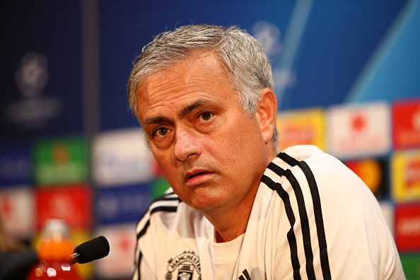 BBCSport's tweet photo. 'Hello Jose, it's Zizu'.

Manchester United's manager has reportedly had a phone call from Zinedine Zidane.

It's the gossip: https://t.co/kTn3vP1YiU https://t.co/zoPXQVwXgR