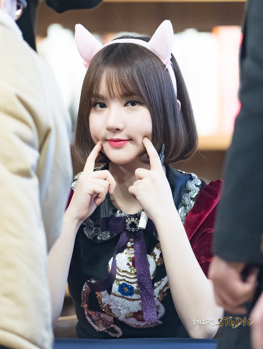WorldOf_RPs's tweet photo. #WGames with Eunha! Start! https://t.co/dXOWlK2Aok