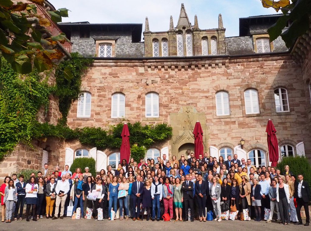 JulienSteimer's tweet photo. Après @Bordeaux, @Toulouse &amp; #Brive aujourd’hui en présence de @coguillemin, #AXA #SudOuest &amp; partenaires font le plein d’énergie au contact des 500 conseille(è)r(e)s de vos Agences générales engagés pour votre protection. #fierté #reconnaissance @Audrey18384620 https://t.co/Hd7JyUuuPC