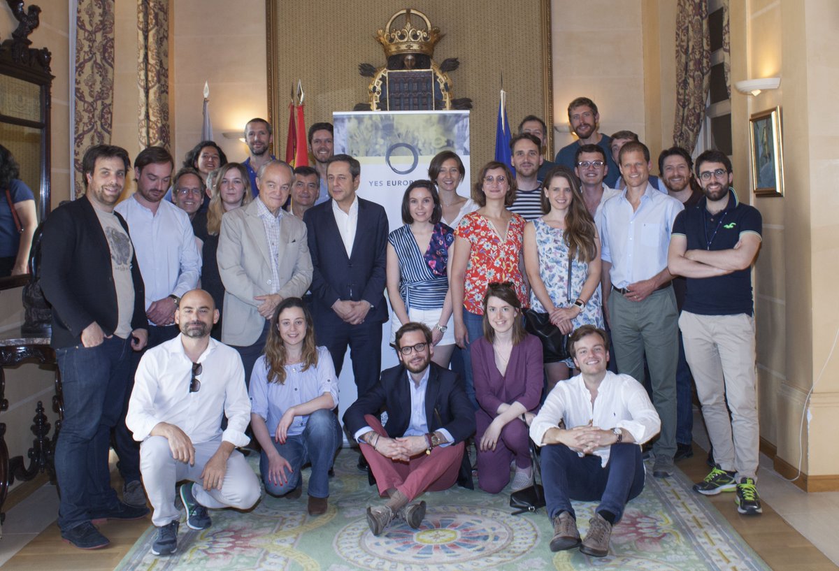 YesEuropeLab's tweet photo. 2018 #YesEuropeLab Fellowship: THE END. 
We closed this program after a wonderful session of reflection on our learning and personal growth. 
Best of luck to all our 2018 Fellows for their meaningful and innovative projects! 
May the force be with you!
#YouAreTheFutureOfEurope https://t.co/ETcBv67ESr