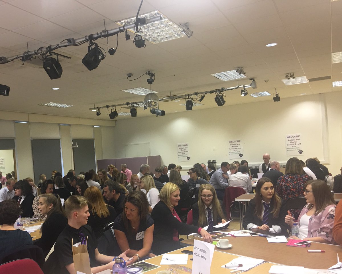 Excitement in West Lothian this afternoon as @CareerReadyUK students and 2018 mentors begin their journey together #YoYP18 #LetsGoWestLothian