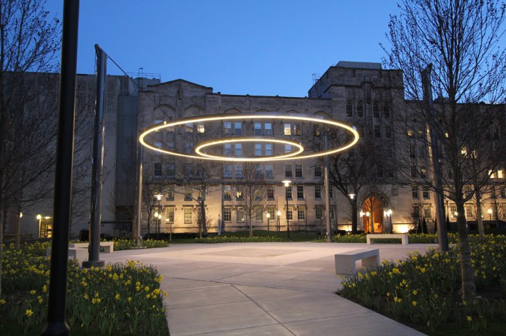 LESCOLighting's tweet photo. #iLightTechnologies Landscape installation creates an inviting gathering spot #LescoHouston https://t.co/LJ70g0wdFU https://t.co/BW3iKQ4gI4