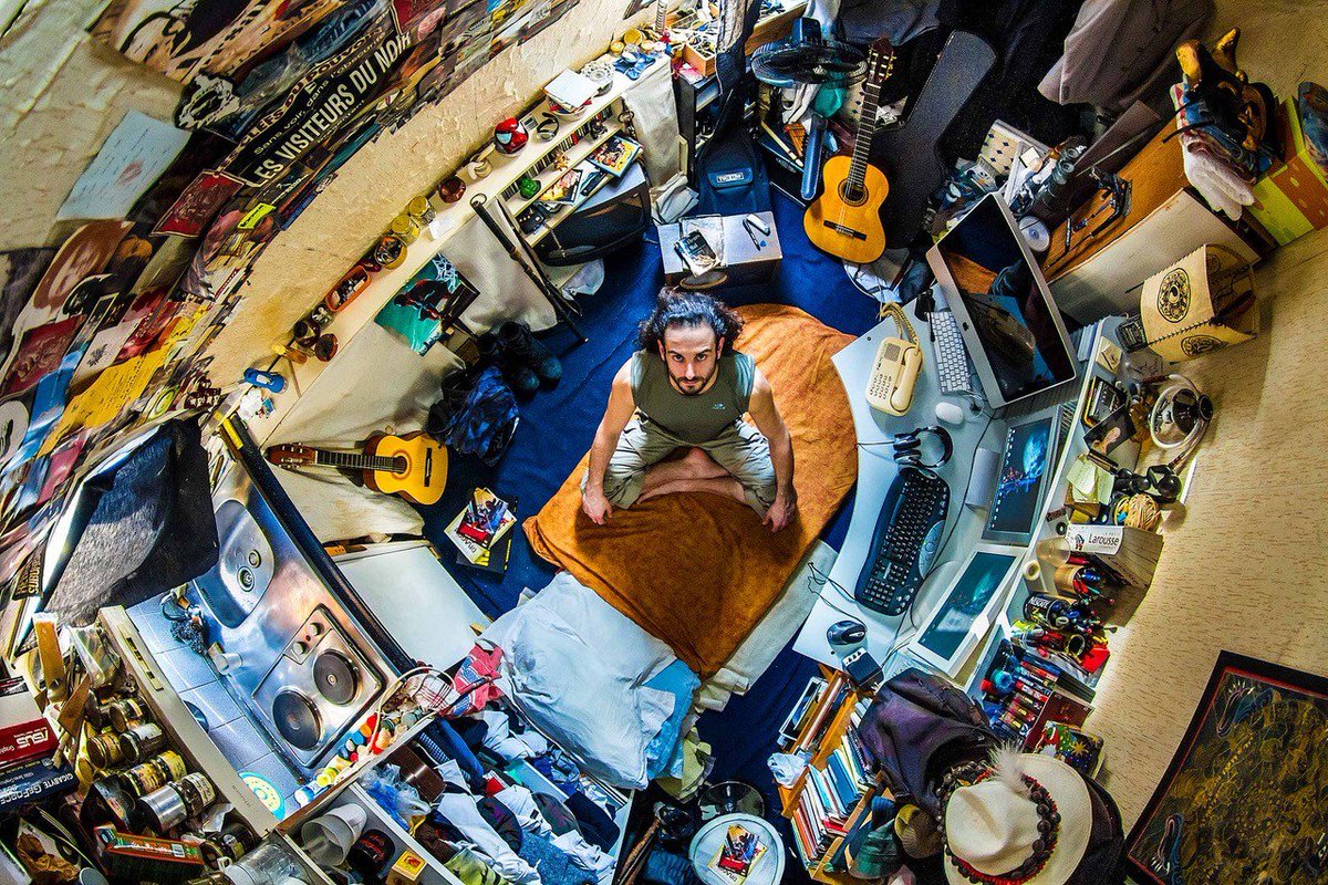 swisslife_group's tweet photo. Want to see #Millennials in a very private light? The #MyRoomProject includes more than 1200 intimate photos of bedrooms from around the world. We present ten of them: https://t.co/28aZwL6JRr #GenY #photographyislife @MillennialWeek https://t.co/AHAtLhe9Wq