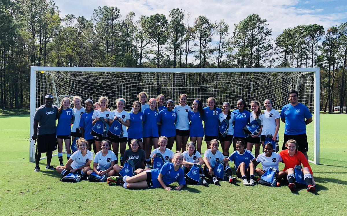 CSA_Soccer's tweet photo. 03 CSA Charlotte King G played #OCSA Crew Sat. where #HurricaneFlo destroyed much of their area & to show they stand 💪 w/ them, 03 King made bags w/ Gatorade,candy,etc. & gave each player a note of encouragement through this hard time bc that’s what #SoccerFamily does! #csaproud https://t.co/Zd0sZCujmO