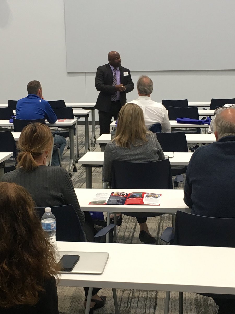 JFKesslerPE's tweet image. President and CEO of ⁦@NorthlandWTC⁩ Stephen Tucker, MBA addressing ⁦@NYPAenergy⁩ customers and local contractors on the need for specialized training for the utility of the future and advanced manufacturing. #Workforce #DigitalUtility ⁦