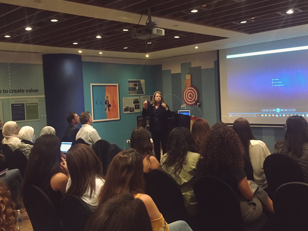 Round table with @shegeek_dell &amp; DellEMC ladies  #Pss_first #pss_emea #pss_Cairo