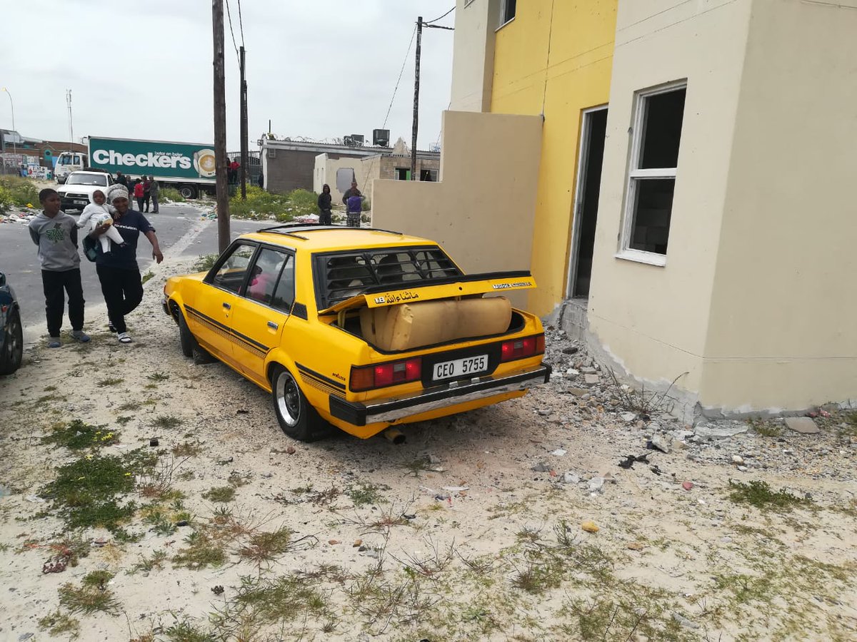 Red Ants Stabilization Unit deployed in Delft as a precaution to prevent the community from moving into houses illegally